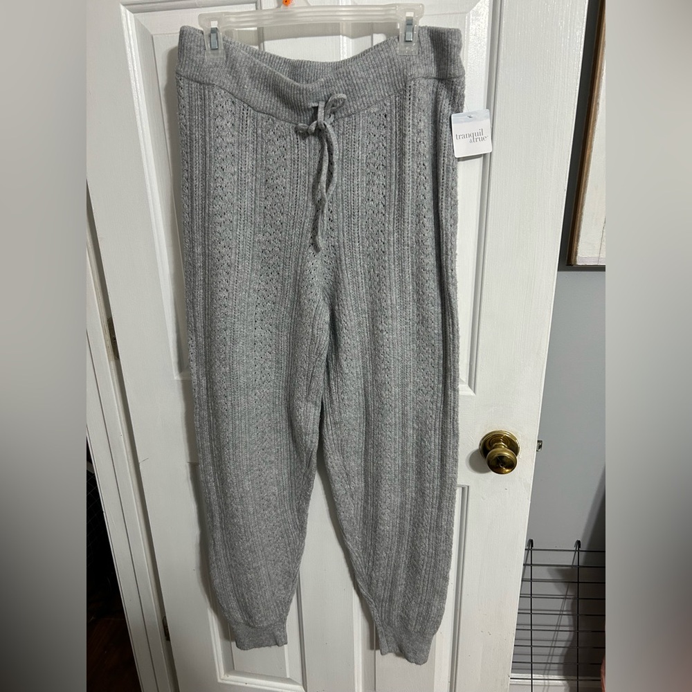 Soft lightweight cable knit pants